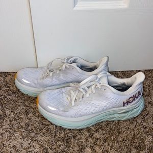 Womens Hoka Clifton 8 Size 7 White/Blue